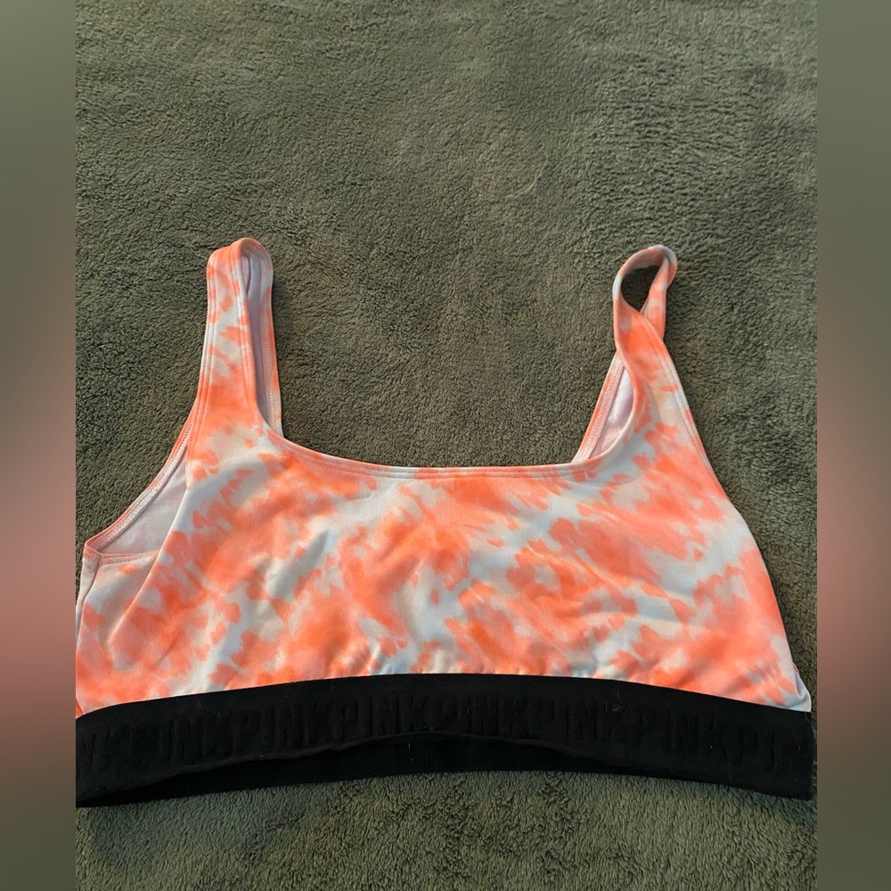A tie die pink/Victorias